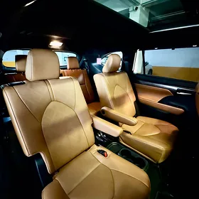 Toyota Highlander 2024