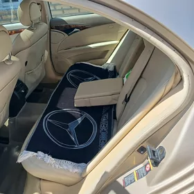 Mercedes-Benz E320 2003