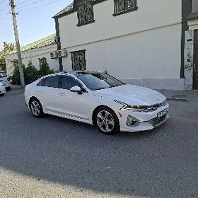 Kia K5 2021