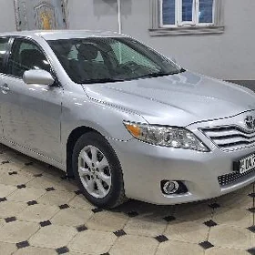 Toyota Camry 2010