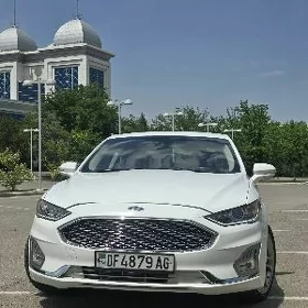 Ford Fusion 2019