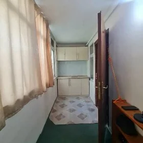 10 mkr 1 komnat 