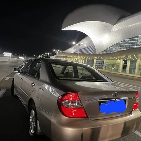 Toyota Camry 2004