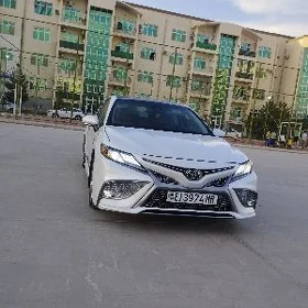 Toyota Camry 2022