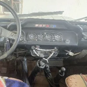 UAZ 469 1999