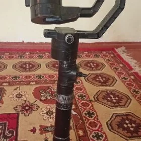 zeyhun ronin