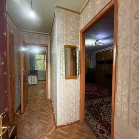 Энгельса 2этаж 1комнатная