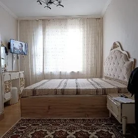 Satlyk jaý 8Mikraýon 3komnat