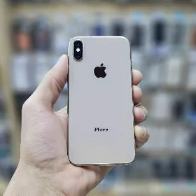 iPhone XS Gold   77 % 64 gb