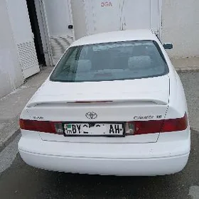 Toyota Camry 2000