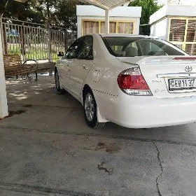 Toyota Camry 2003