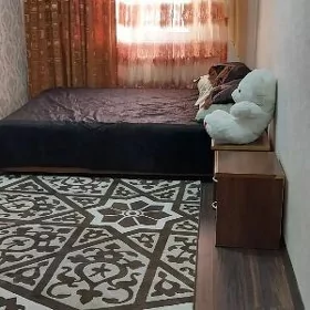 10 MKR 2 KOMNAT