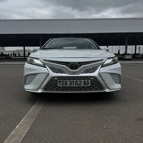 Toyota Camry 2018