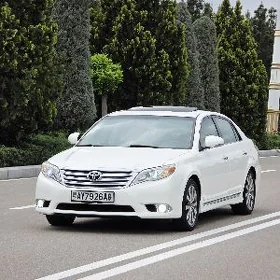Toyota Avalon 2011