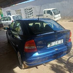Opel Astra 2002