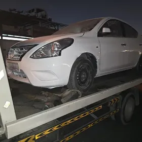 Nissan Sunny 2023