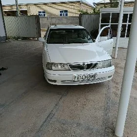 Toyota Avalon 1999