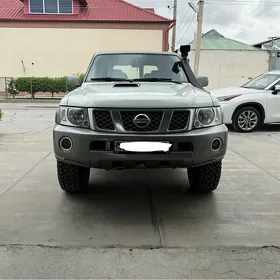 Nissan Patrol 2013