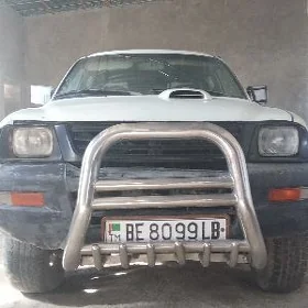 Mitsubishi L200 2003