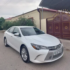 Toyota Camry 2016