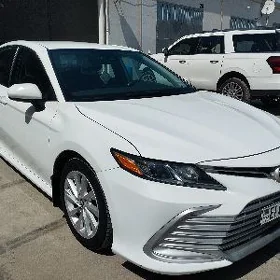 Toyota Camry 2022