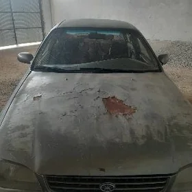 Toyota Carina 1995