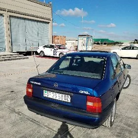 Opel Vectra 1992