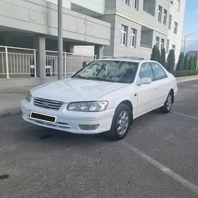 Toyota Camry 1997