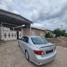 Toyota Corolla 2010