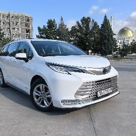 Toyota Sienna 2021