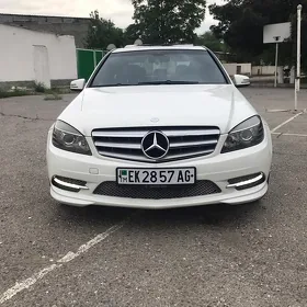 Mercedes-Benz C300 2010