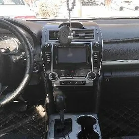 Toyota Camry 2014