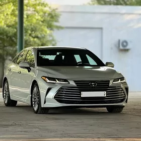 Toyota Avalon 2019