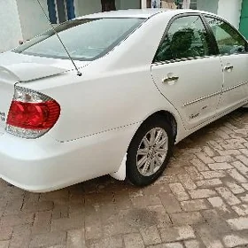 Toyota Camry 2004