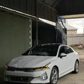 Kia K5 2021