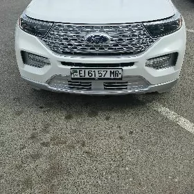 Ford Explorer 2023