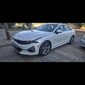 Kia K5 2021