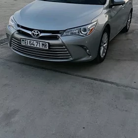 Toyota Camry 2017