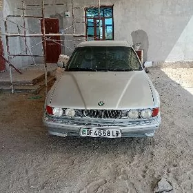 BMW 730 1989