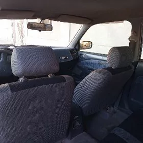 Toyota Corona 1996