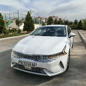 Kia K5 2021