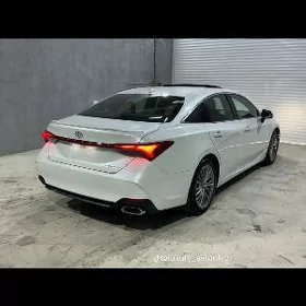 Toyota Avalon 2018