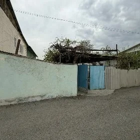 Pekinski 4-sotok 4-komnat 96-m
