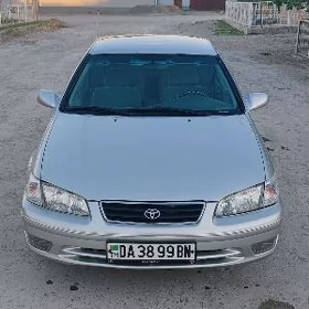 Toyota Camry 2001