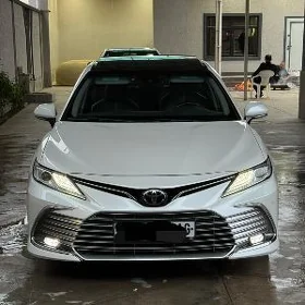 Toyota Camry 2020