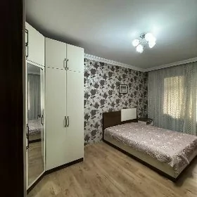 1-Mkr. 3-Komnat. Kwartira 