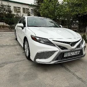 Toyota Camry 2023