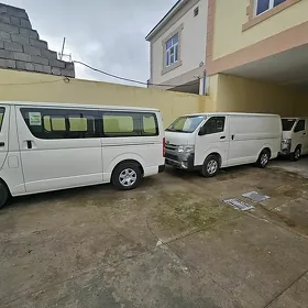 Toyota Hiace 2025