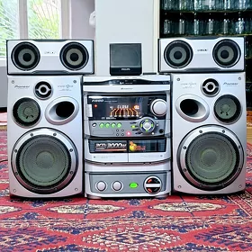 PIONEER