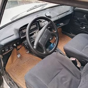 Lada VAZ-2111 1986